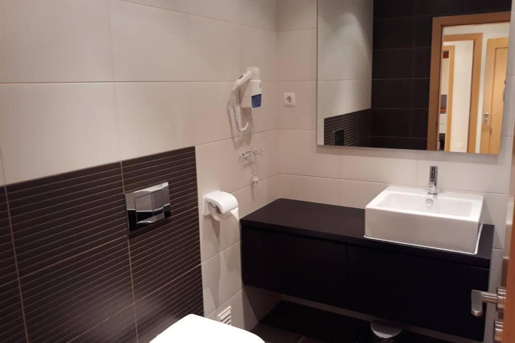 Modern 3 Bedroom Pool View. البوفيرا المظهر الخارجي الصورة